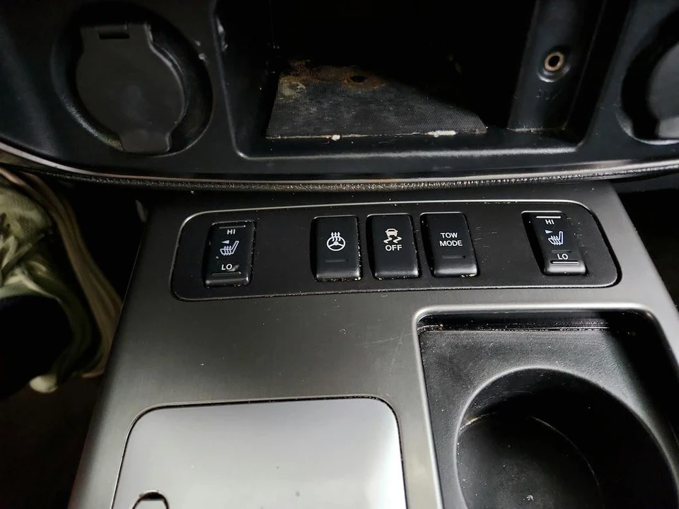 2012 Nissan Armada - Image 21 of 21