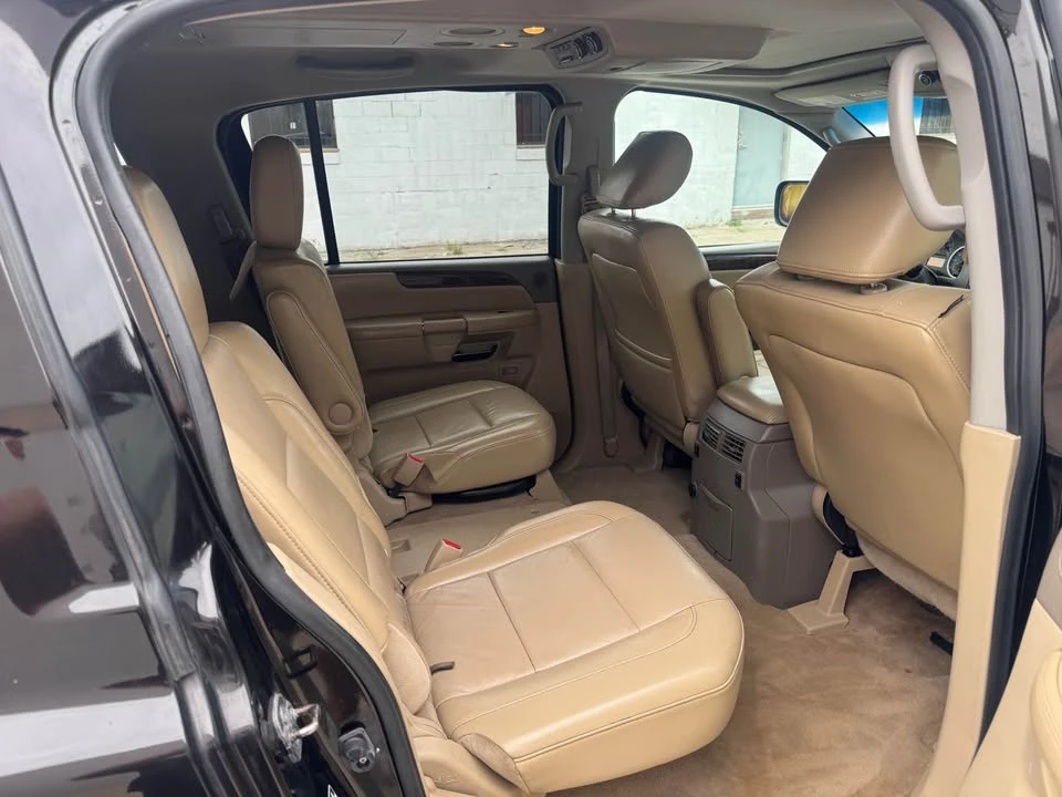 2012 Nissan Armada - Image 10 of 16
