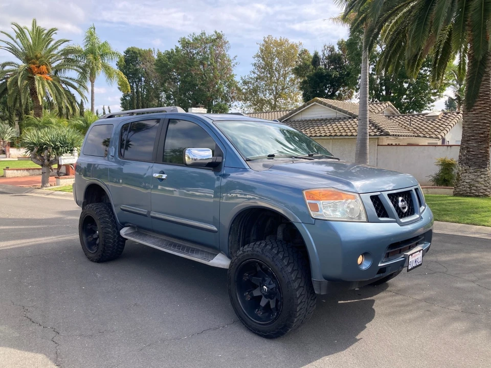 2012 Nissan Armada - Image 8 of 21