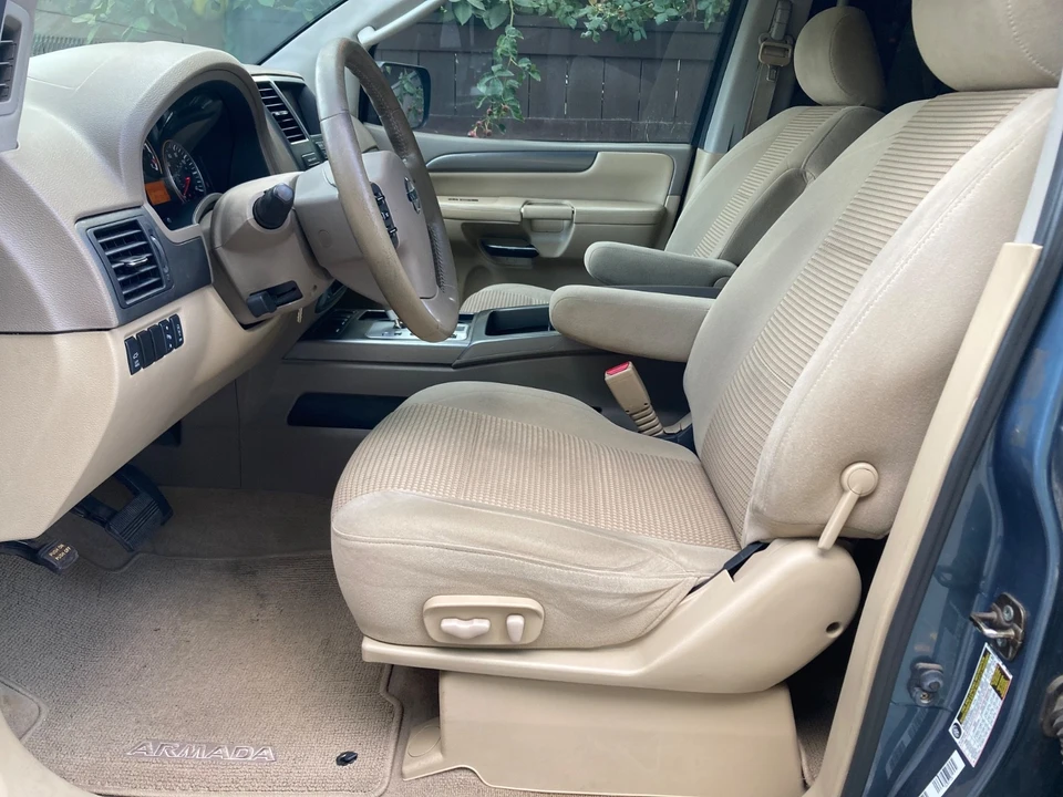 2012 Nissan Armada - Image 16 of 21