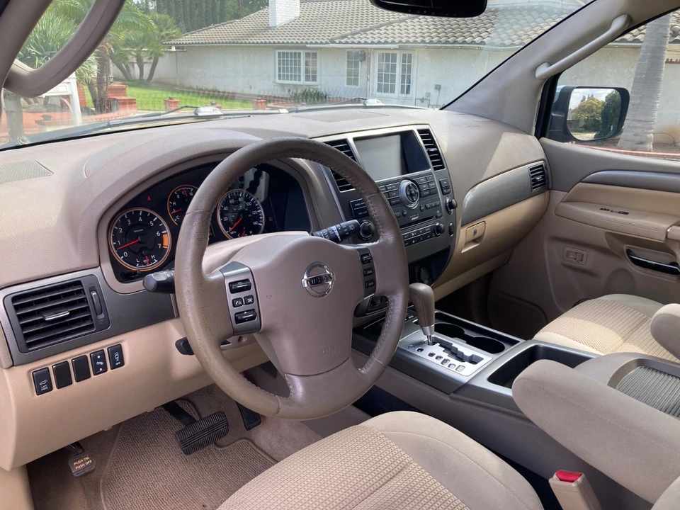 2012 Nissan Armada - Image 14 of 21