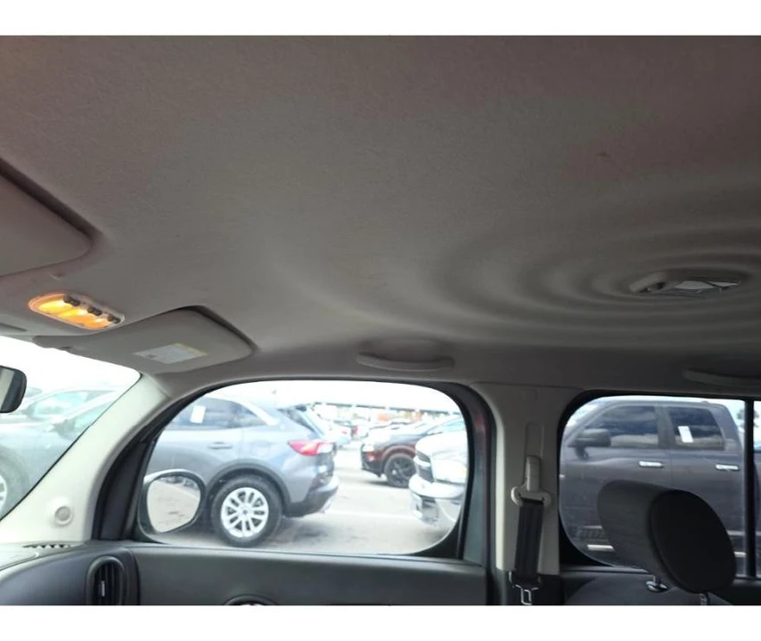 2012 Nissan Cube - Image 11 of 12