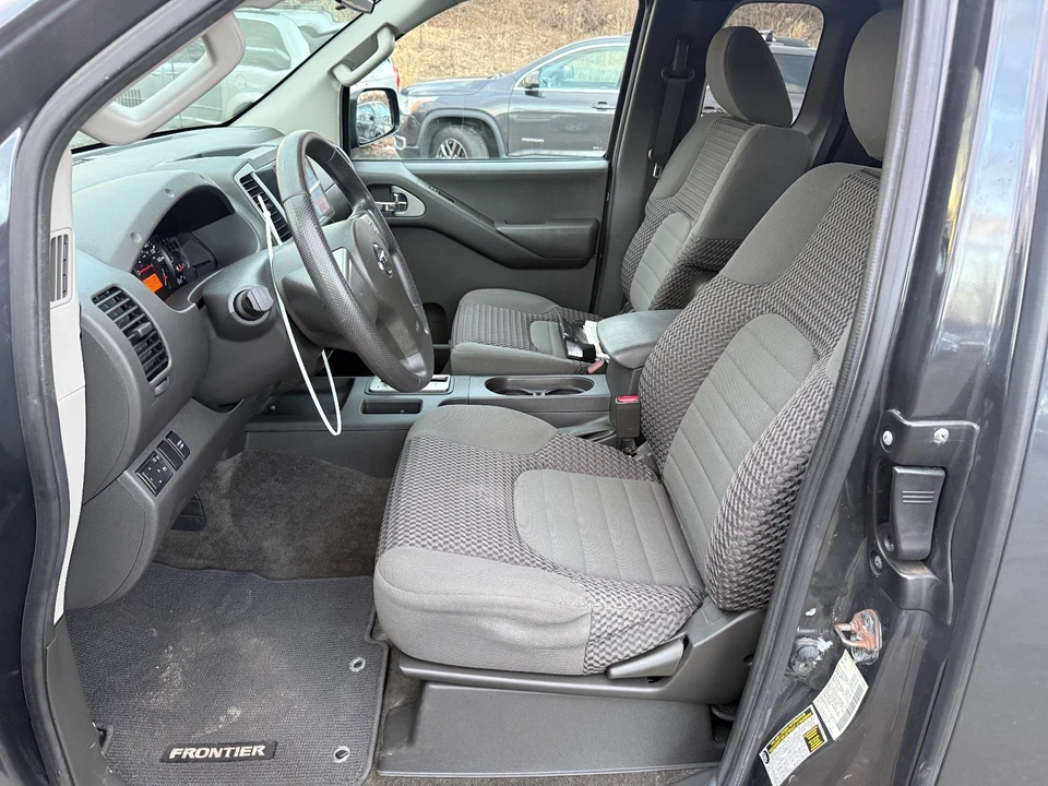 2012 Nissan Frontier 2nd Gen - Image 10 of 20