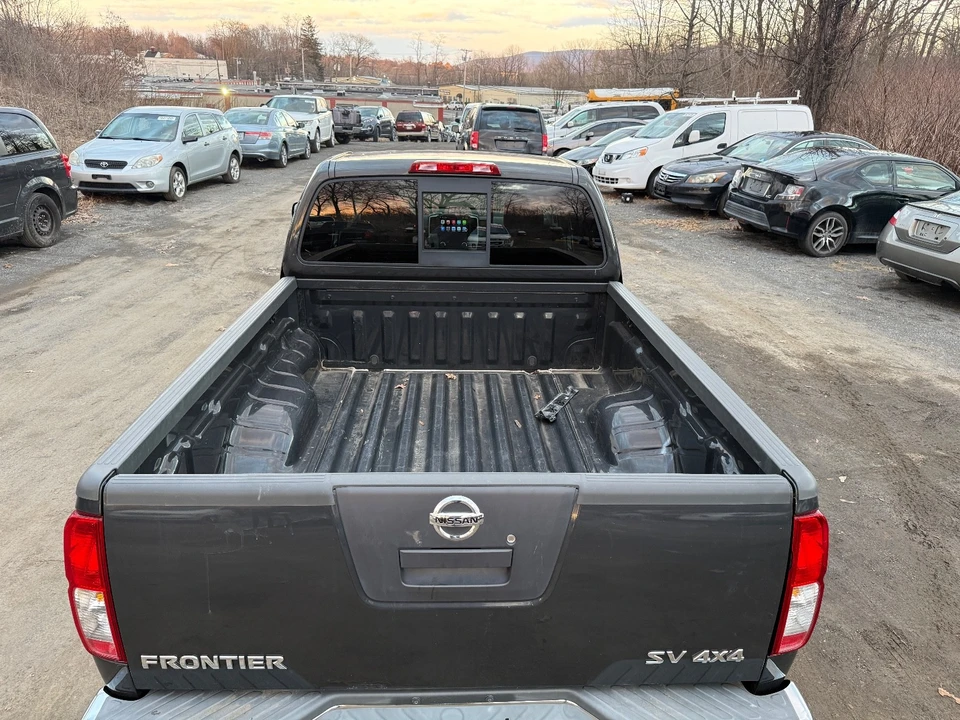2012 Nissan Frontier 2nd Gen - Image 5 of 20