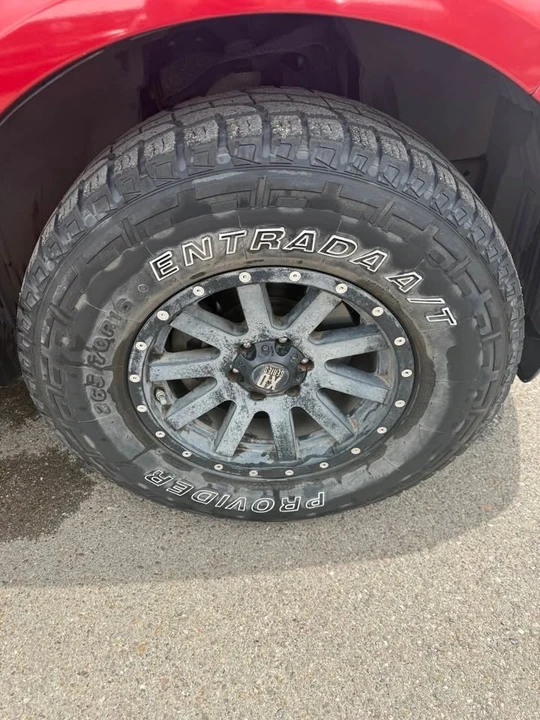 2012 Nissan Frontier 2nd Gen - Image 6 of 9