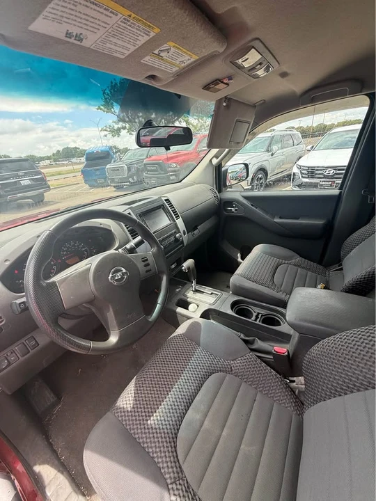 2012 Nissan Frontier 2nd Gen - Image 7 of 9