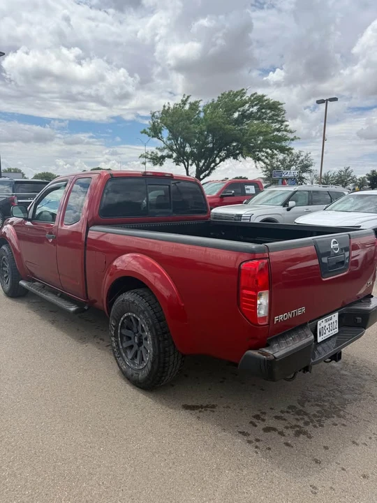 2012 Nissan Frontier 2nd Gen - Image 4 of 9