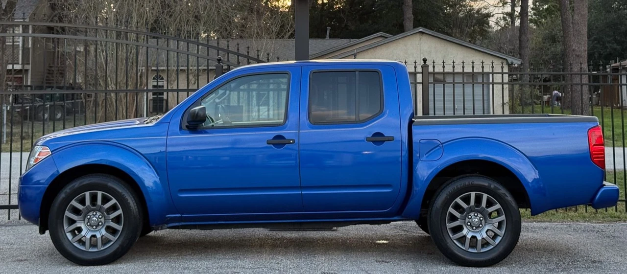 2012 Nissan Frontier 2nd Gen - Image 3 of 12