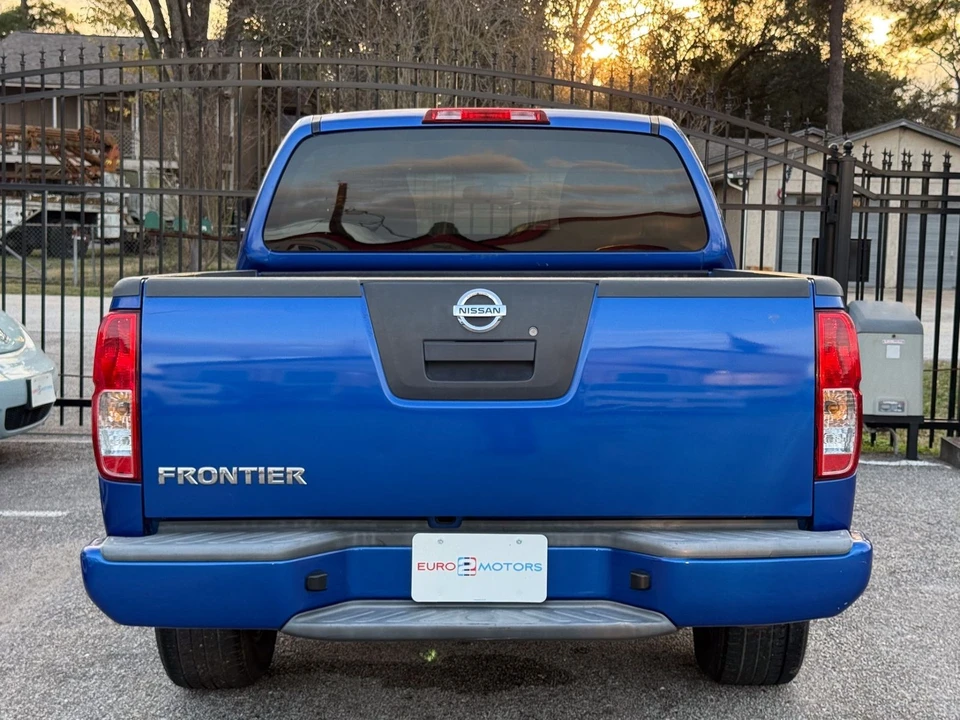 2012 Nissan Frontier 2nd Gen - Image 8 of 12