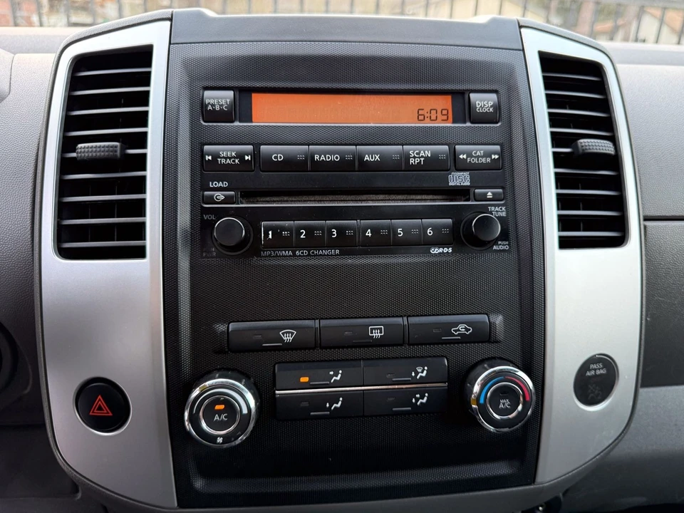 2012 Nissan Frontier 2nd Gen - Image 10 of 12