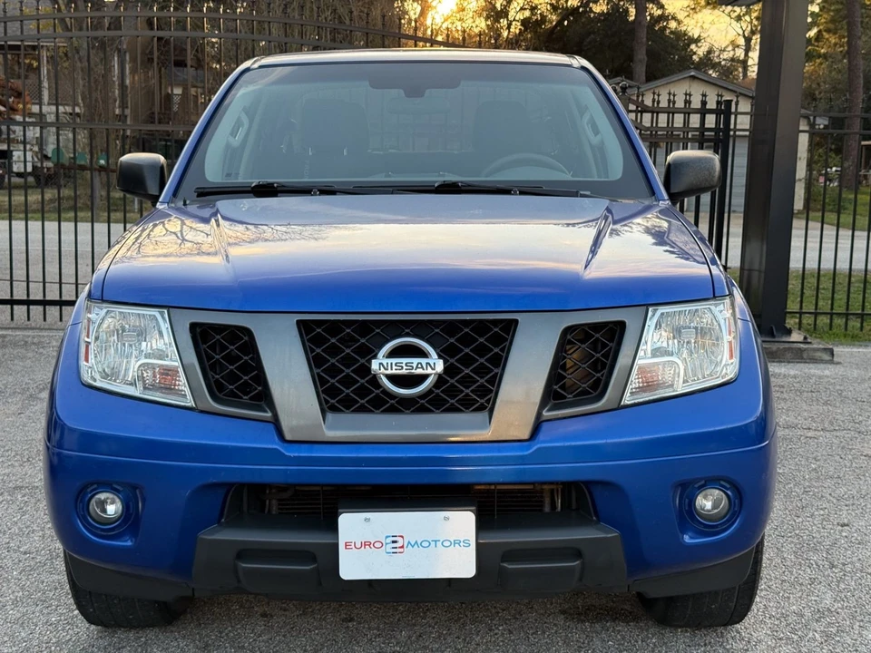 2012 Nissan Frontier 2nd Gen - Image 2 of 12