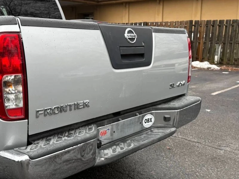 2012 Nissan Frontier 2nd Gen - Image 10 of 12