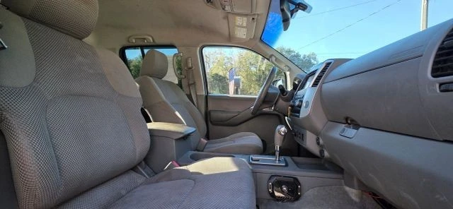 2012 Nissan Frontier 2nd Gen - Image 15 of 21