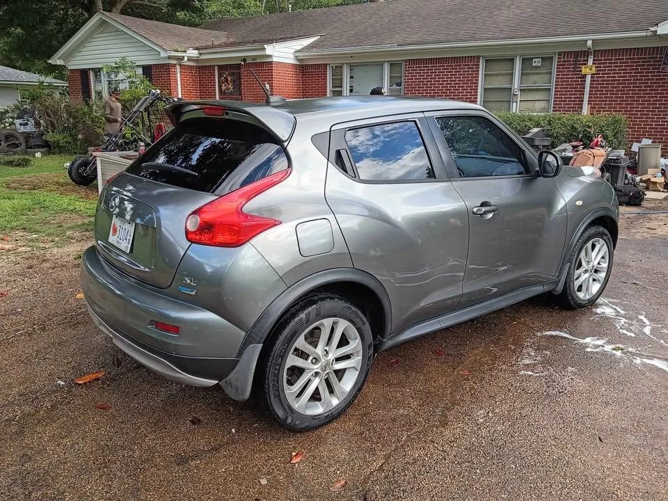 2012 Nissan Juke - Image 2 of 11