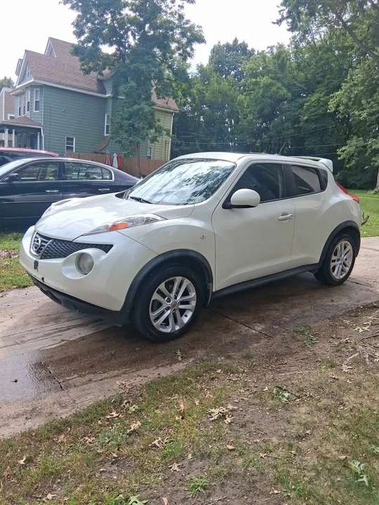 2012 Nissan Juke - Image 5 of 12