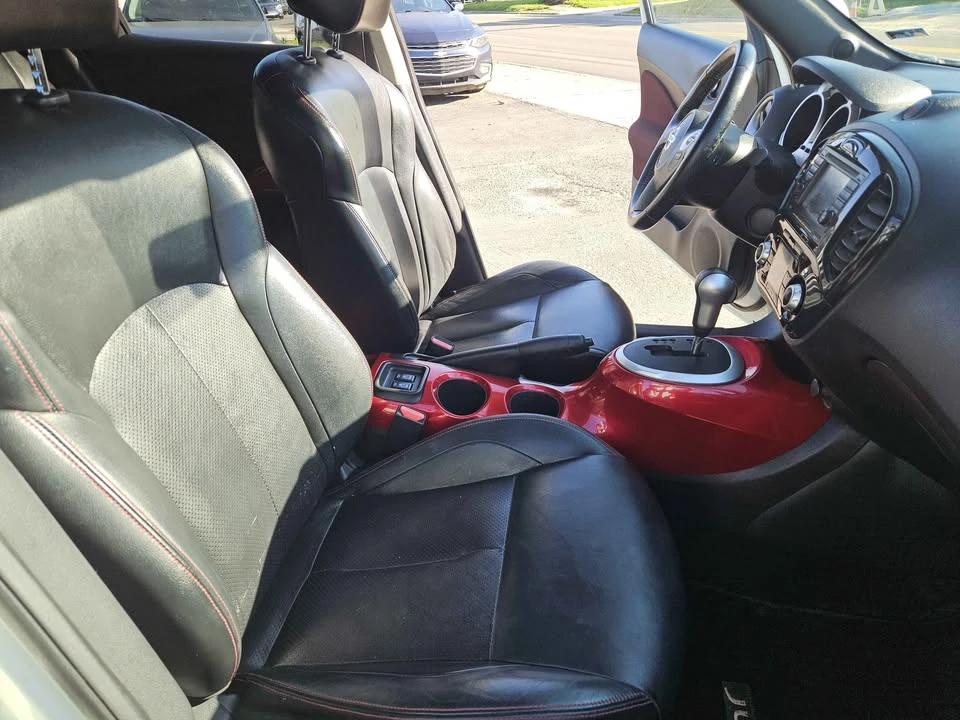 2012 Nissan Juke - Image 11 of 15