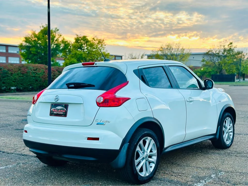 2012 Nissan Juke - Image 7 of 13