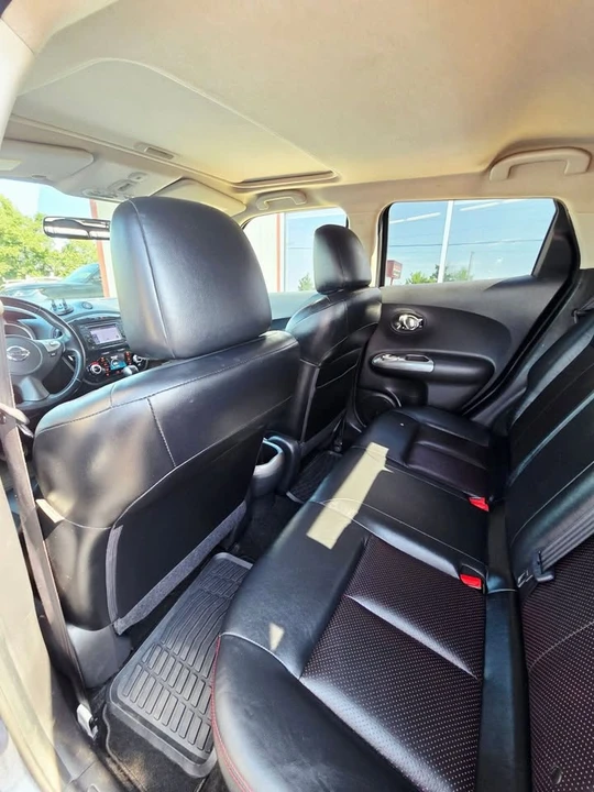2012 Nissan Juke - Image 10 of 17