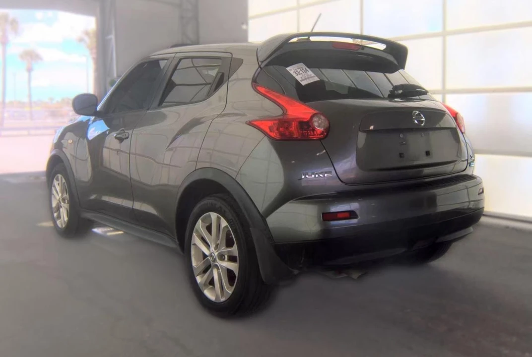 2012 Nissan Juke - Image 6 of 12