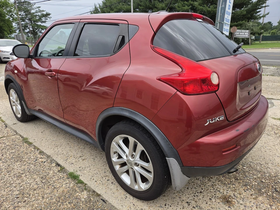 2012 Nissan Juke - Image 17 of 31