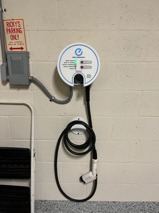 2012 Nissan Leaf - Image 11 of 11