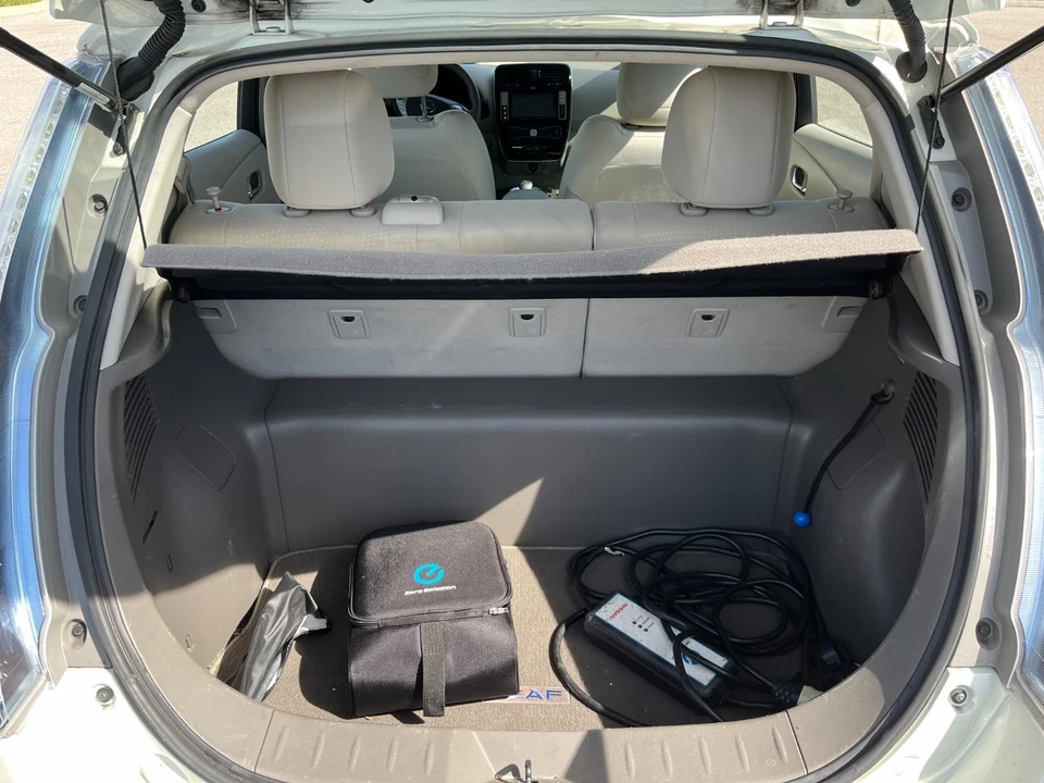 2012 Nissan Leaf - Image 7 of 11