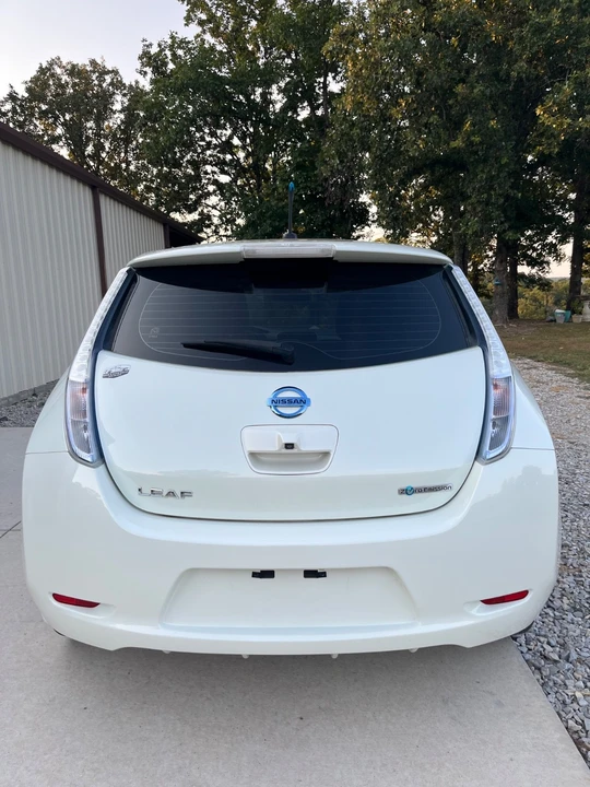 2012 Nissan Leaf - Image 9 of 17