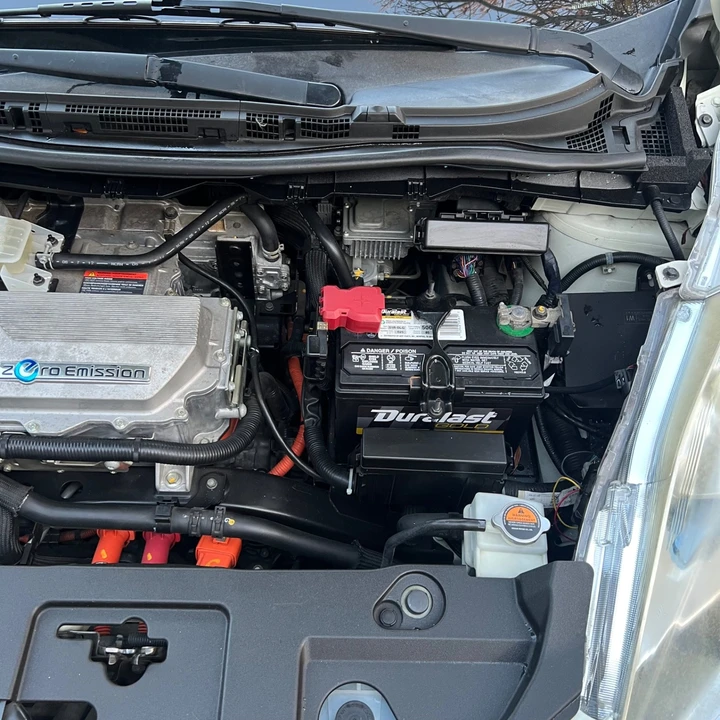 2012 Nissan Leaf - Image 16 of 20