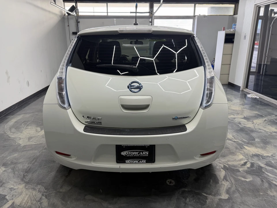 2012 Nissan Leaf - Image 9 of 21