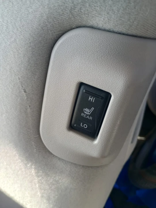 2012 Nissan Leaf - Image 10 of 14
