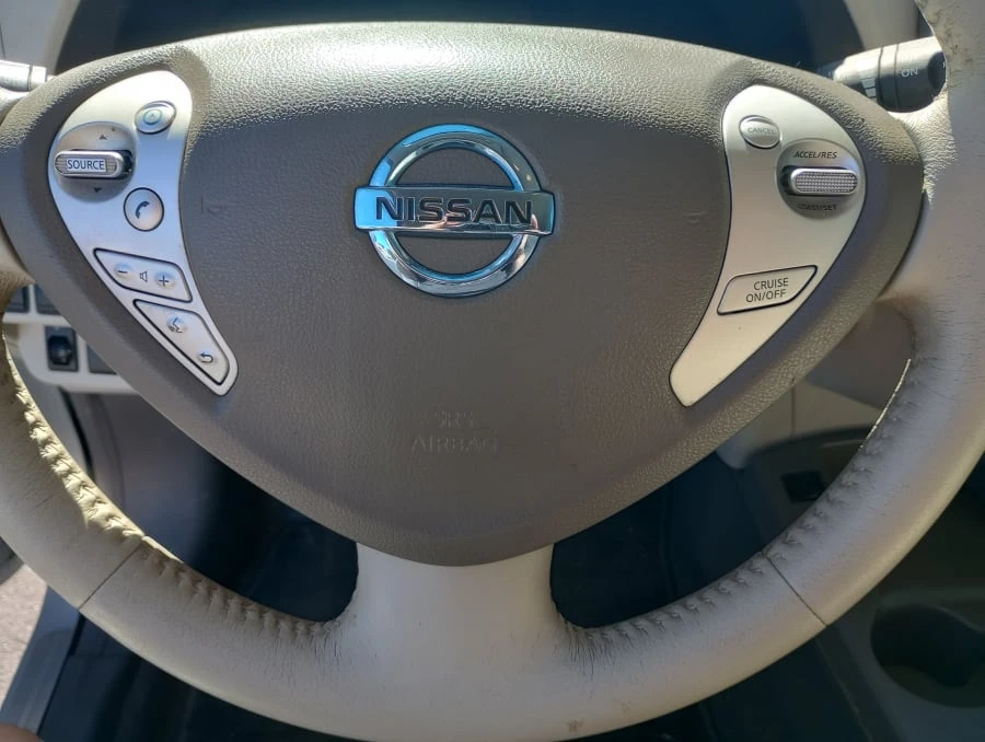 2012 Nissan Leaf - Image 13 of 14