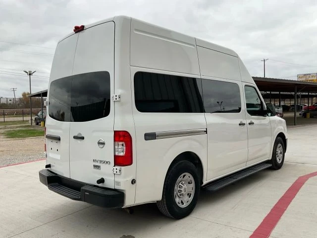 2012 Nissan NV3500 - Image 8 of 21
