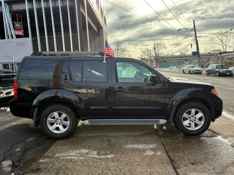 2012 Nissan Pathfinder 3rd Gen - Image 5 of 12