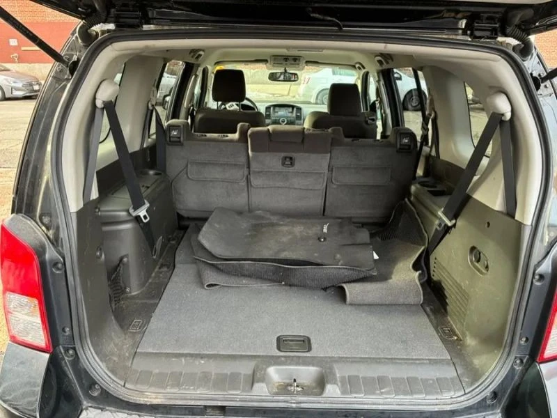 2012 Nissan Pathfinder 3rd Gen - Image 8 of 12