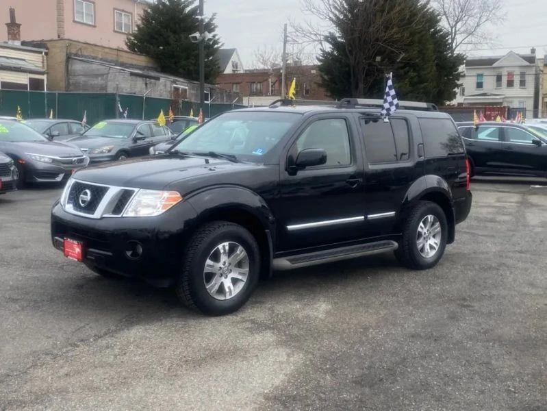 2012 Nissan Pathfinder 3rd Gen - Image 2 of 12