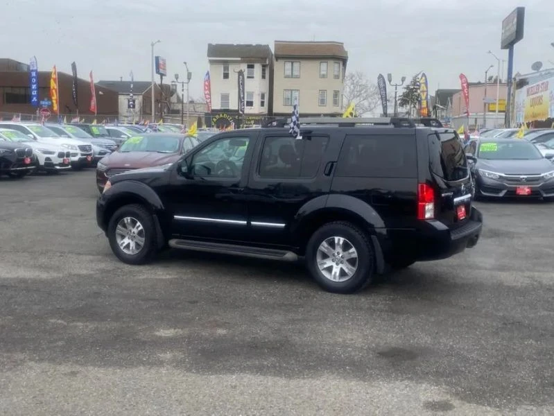 2012 Nissan Pathfinder 3rd Gen - Image 3 of 12