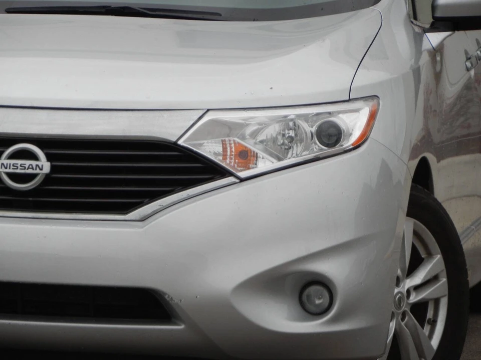 2012 Nissan Quest - Image 7 of 12