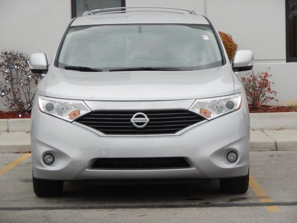 2012 Nissan Quest - Image 10 of 21