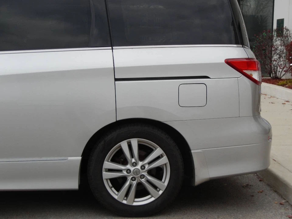 2012 Nissan Quest - Image 14 of 21