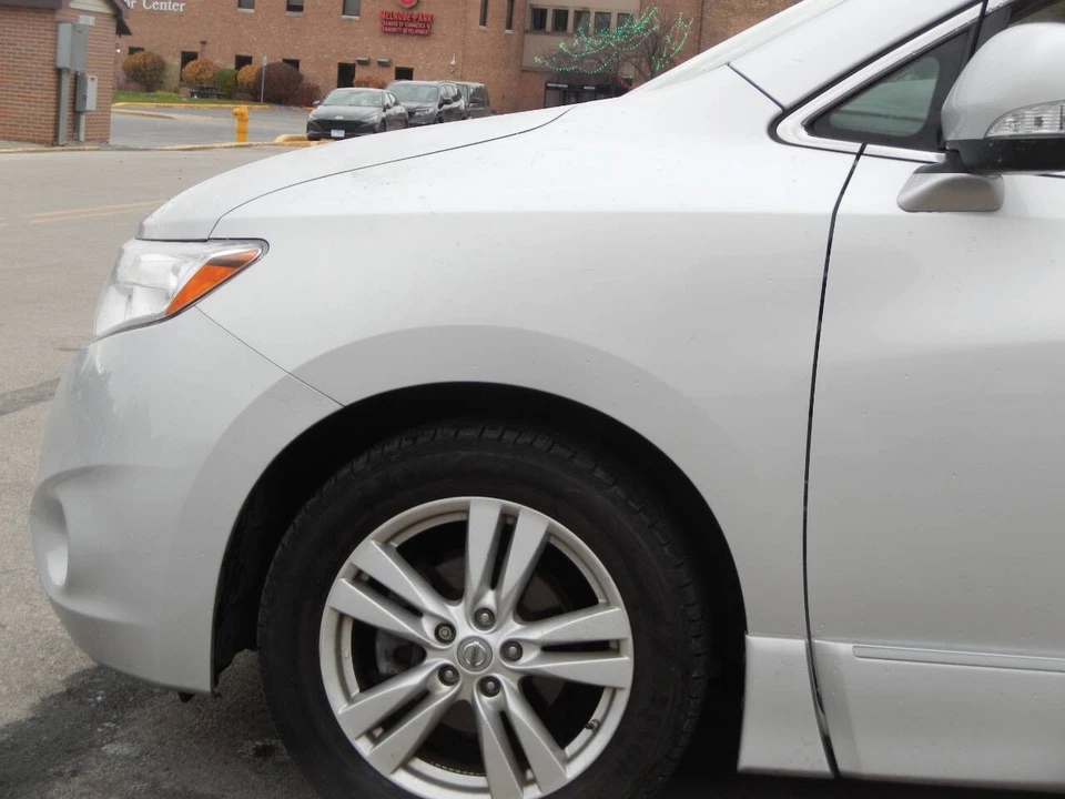 2012 Nissan Quest - Image 15 of 21