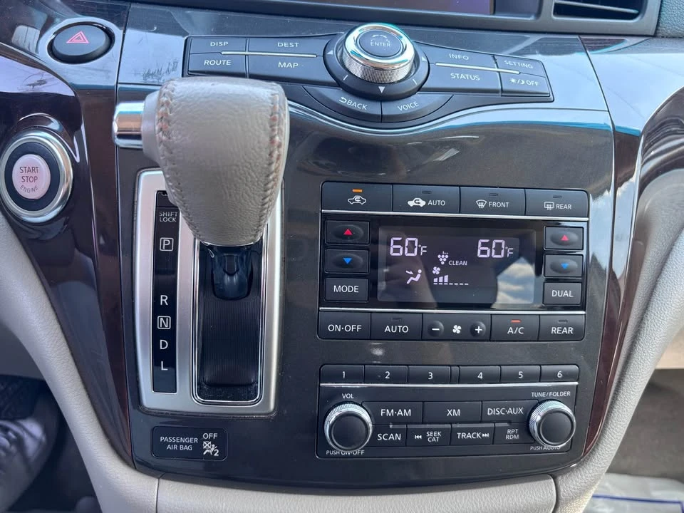2012 Nissan Quest - Image 18 of 20