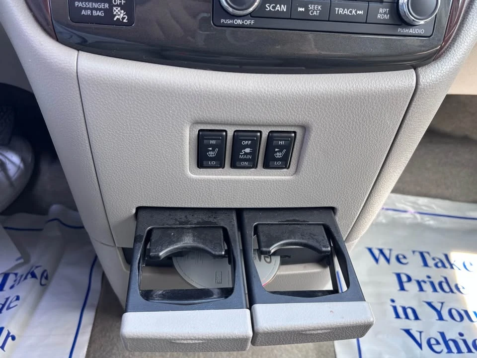 2012 Nissan Quest - Image 20 of 20
