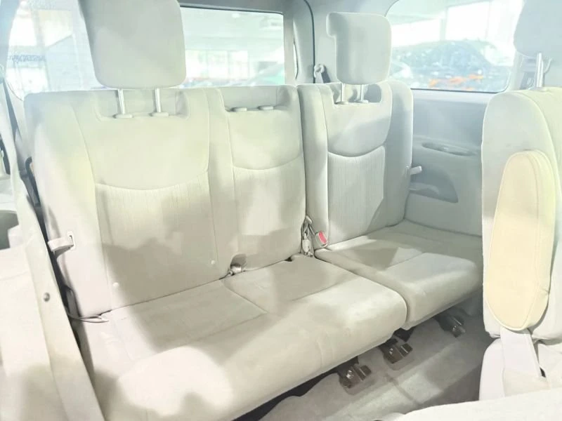 2012 Nissan Quest - Image 13 of 13