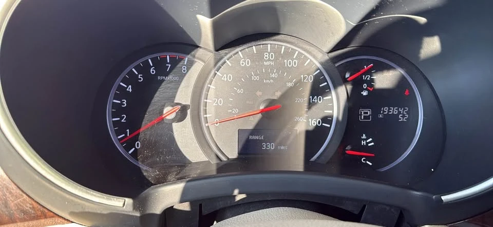 2012 Nissan Quest - Image 6 of 7