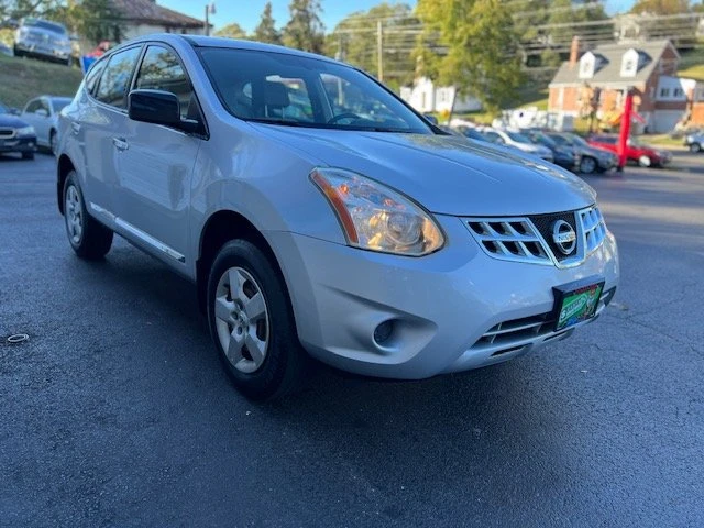 2012 Nissan Rogue - Image 4 of 12