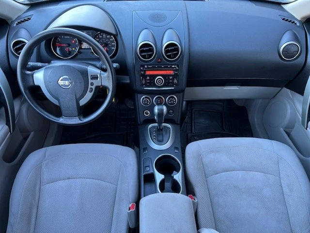 2012 Nissan Rogue - Image 10 of 12