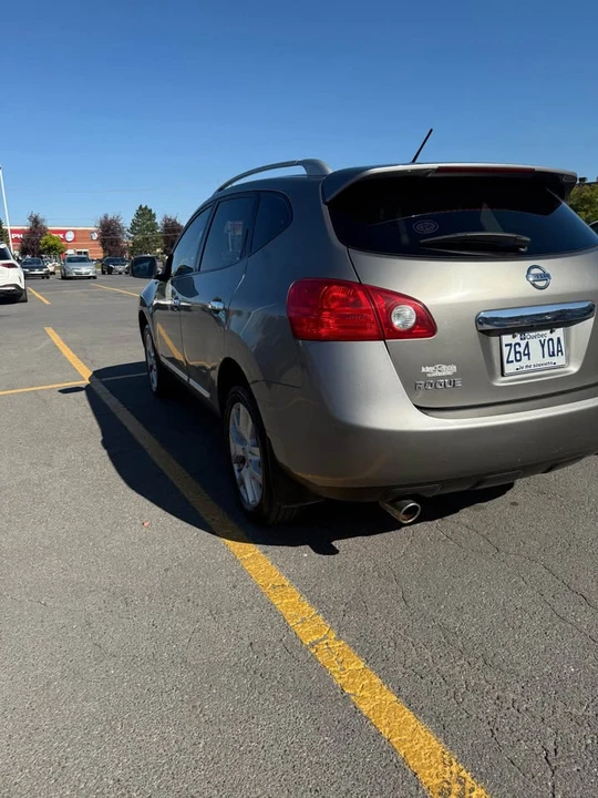 2012 Nissan Rogue - Image 6 of 14