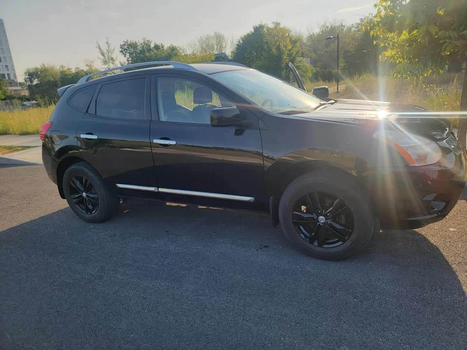 2012 Nissan Rogue - Image 4 of 10