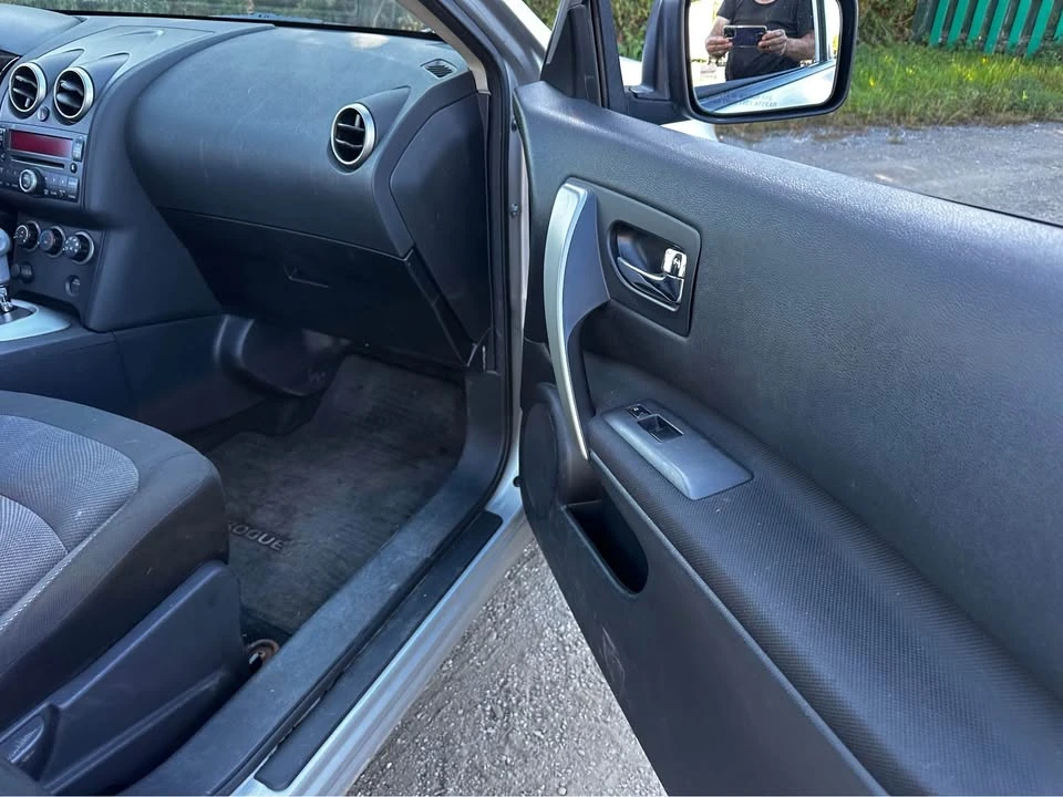 2012 Nissan Rogue - Image 9 of 19