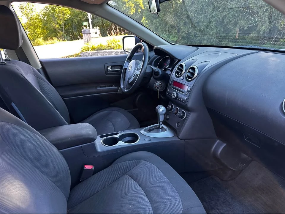 2012 Nissan Rogue - Image 8 of 19